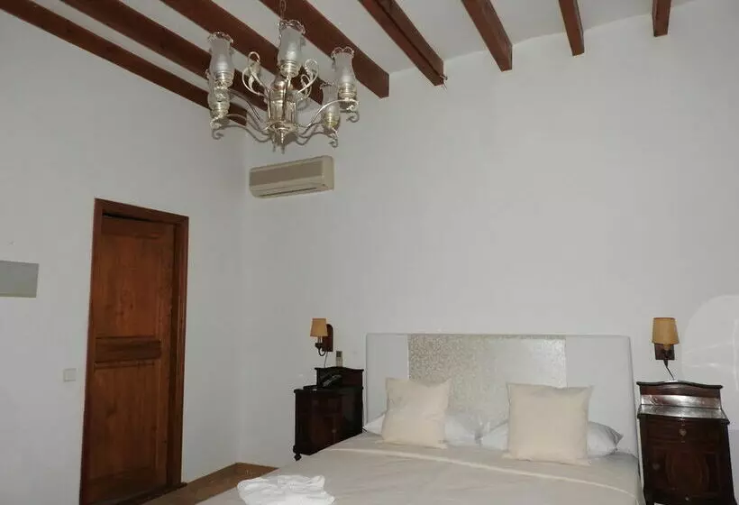 Hotel Rural Son Xotano