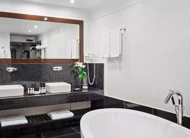 호텔 Princess Resort, Santikos Collection