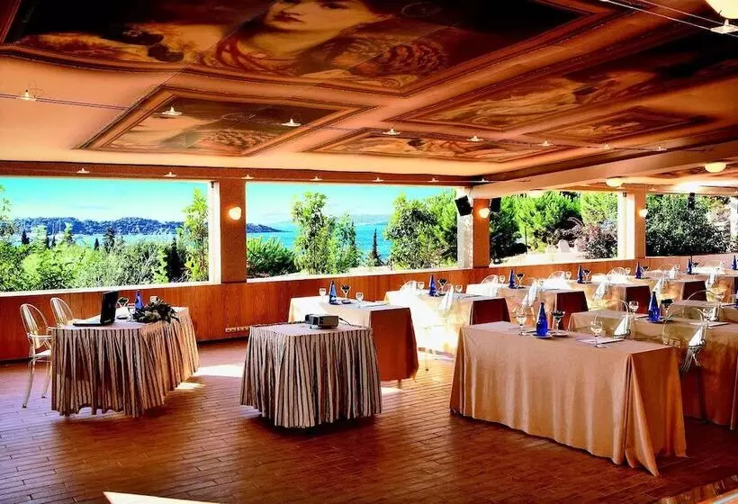 The Roc Club, A Grecotel Hotel To Live