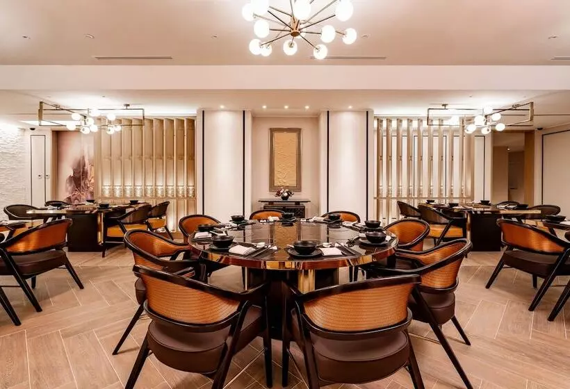 Hotelli Tigre De Cristal Resort & Casino