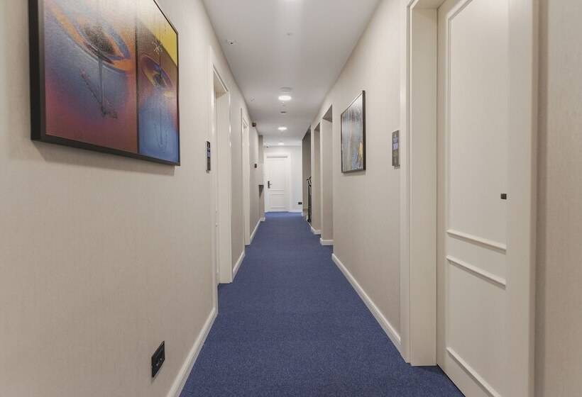 Boutique Hotel Momentum By Aycon