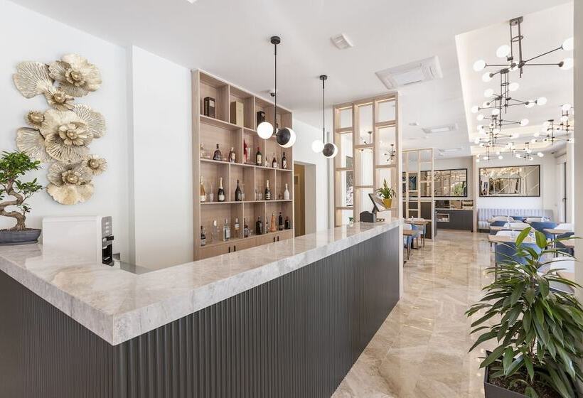 Boutique Hotel Momentum By Aycon