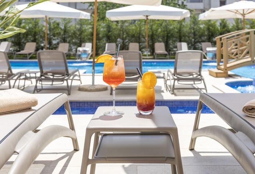 Boutique Hotel Momentum By Aycon