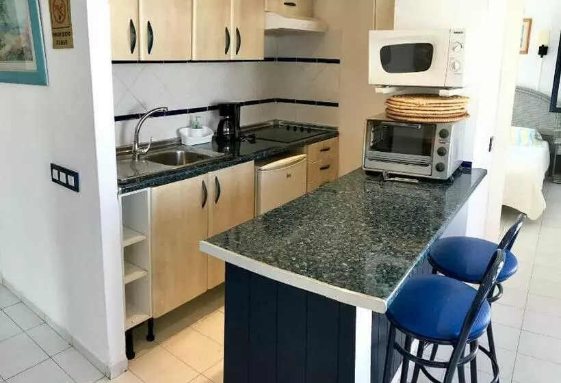 Apartamentos Playa Los Barqueros