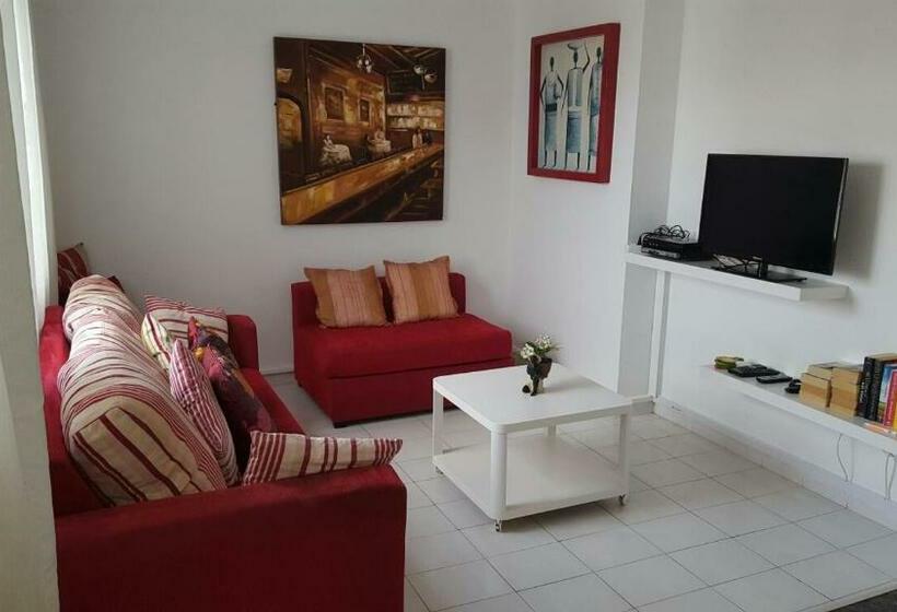 Apartamentos Playa Los Barqueros