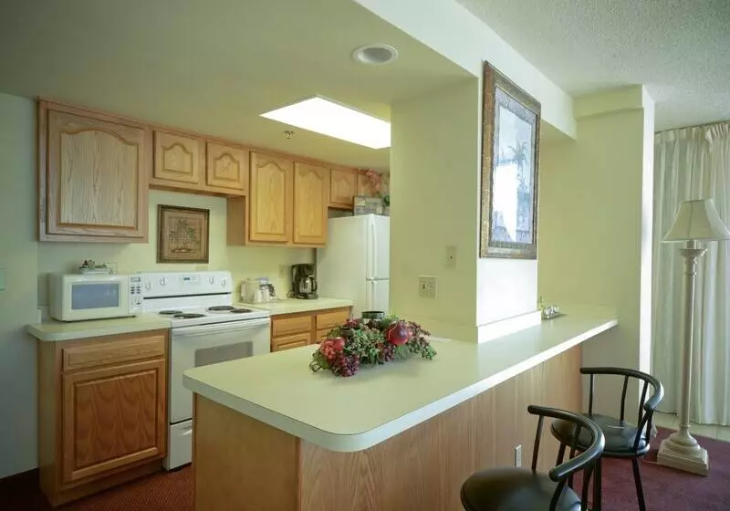 Beautiful Daytona Beach Oceanfront Condo