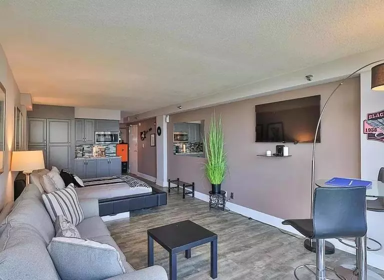 Beautiful Daytona Beach Oceanfront Condo