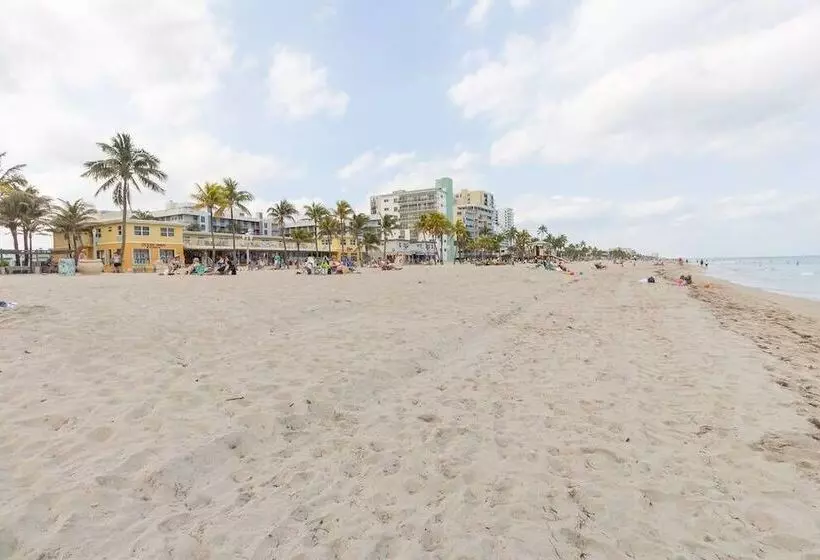 Otel 638 Ocean View Hollywood