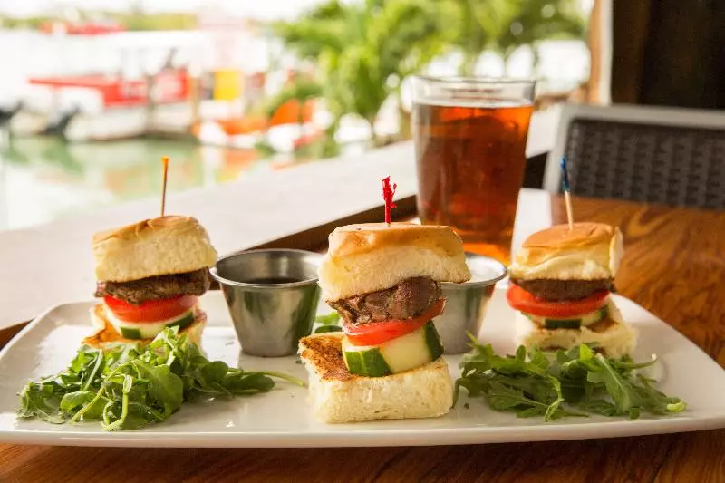 هتل Fairfield By Marriott Inn & Suites Marathon Florida Keys