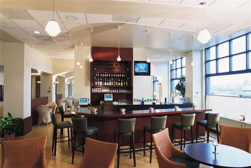 בית מלון כפרי Four Points By Sheraton Philadelphia Airport