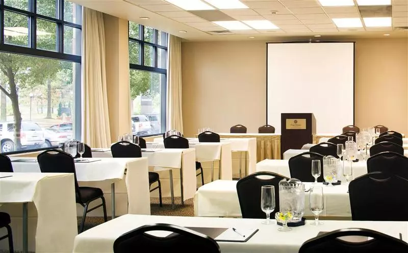 בית מלון כפרי Four Points By Sheraton Philadelphia Airport