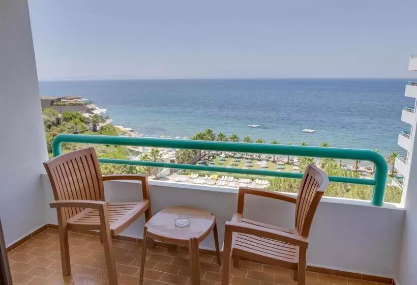 בית מלון כפרי Grand Efe