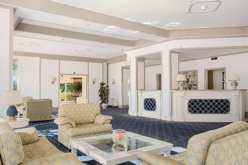 Otel NH Caltagirone Villa San Mauro