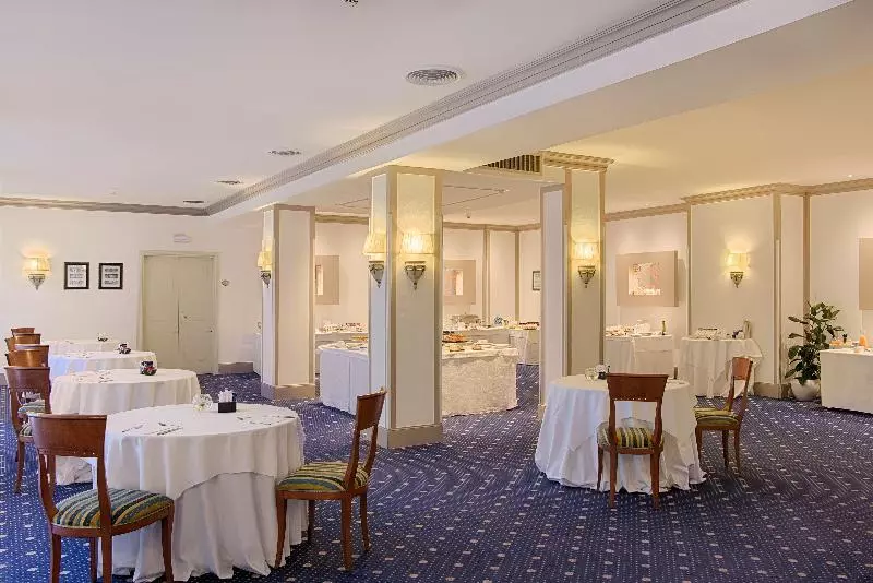 Otel NH Caltagirone Villa San Mauro