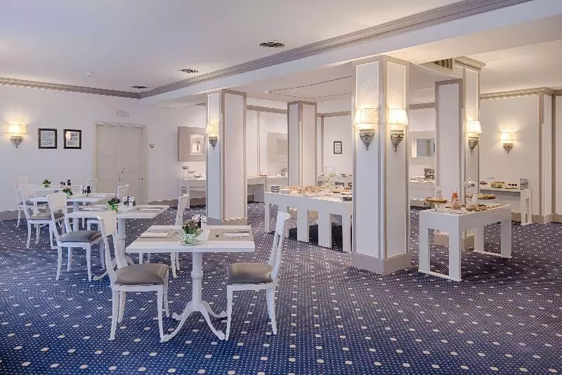 Otel NH Caltagirone Villa San Mauro