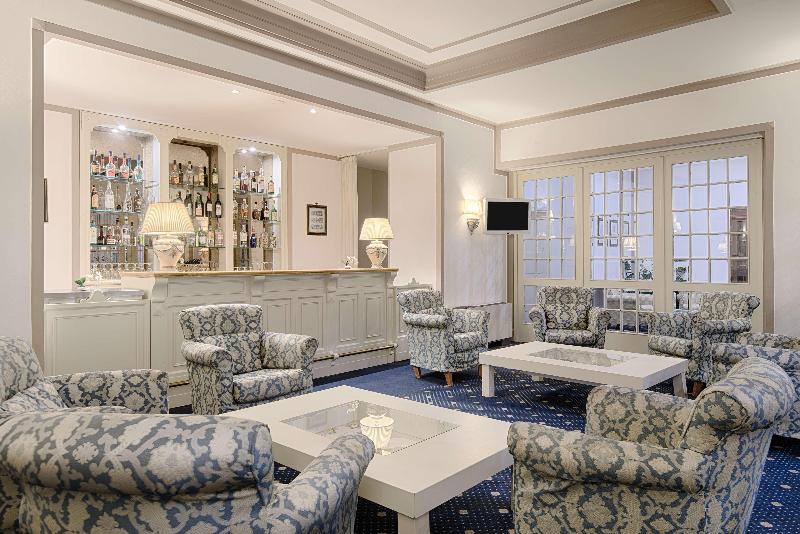 هتل NH Caltagirone Villa San Mauro