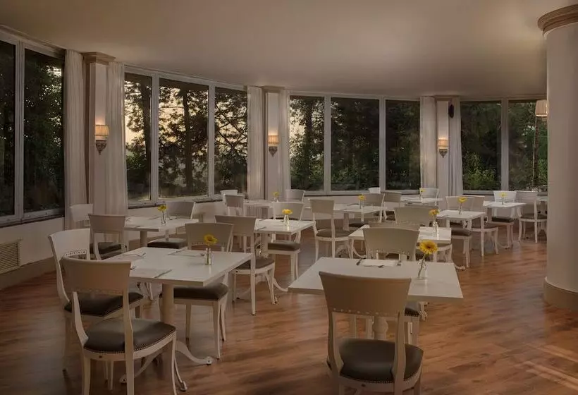 Otel NH Caltagirone Villa San Mauro