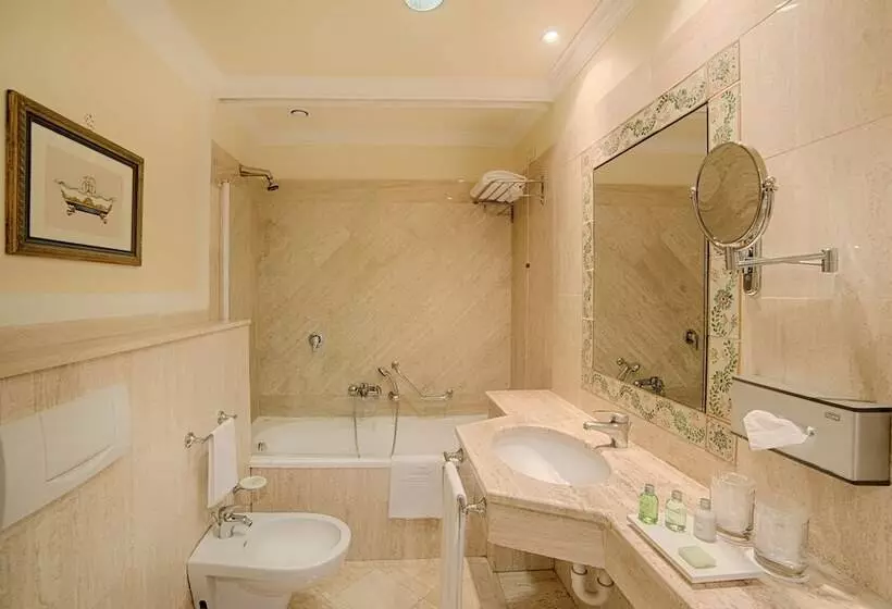 Otel NH Caltagirone Villa San Mauro