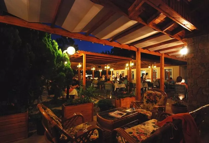 Hotel Perdikia Beach