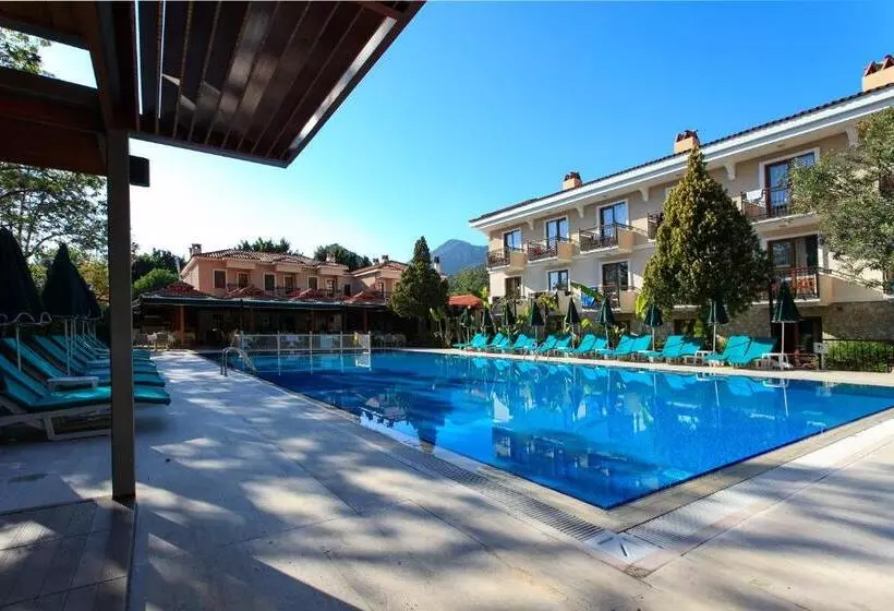 Hotel Perdikia Beach