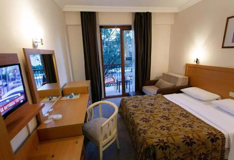 Hotel Perdikia Beach