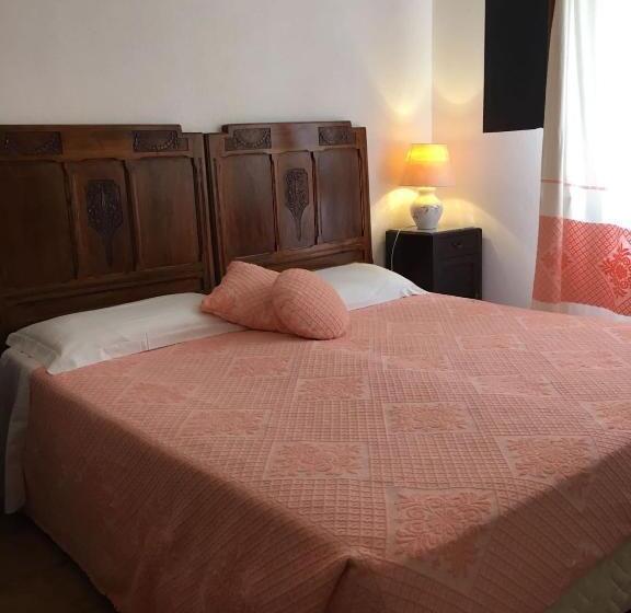 בית מלון כפרי Su Barchile