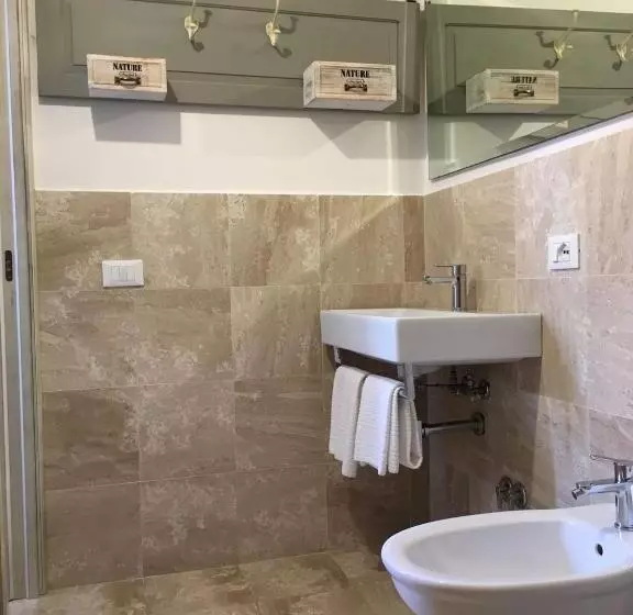 Отель Su Barchile