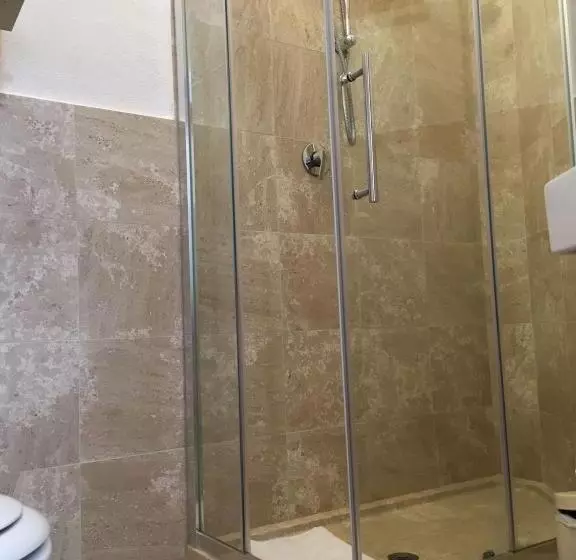 Отель Su Barchile