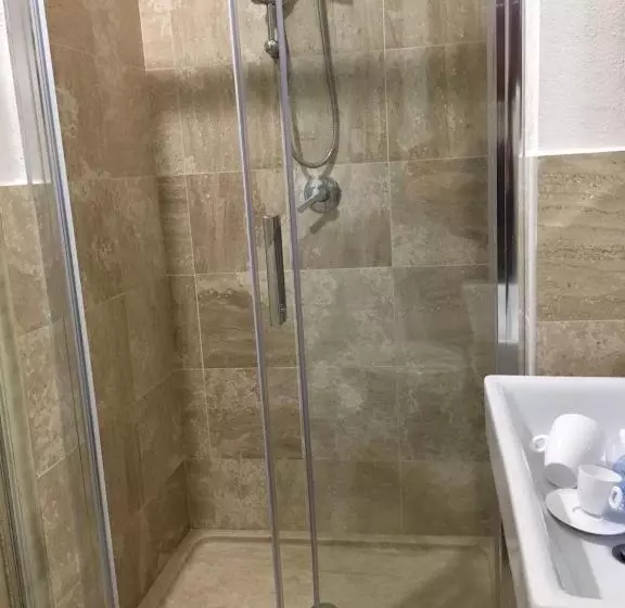 Отель Su Barchile