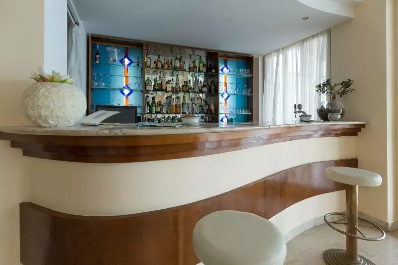 هتل Villa Esperia