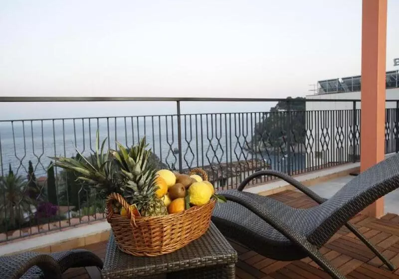 هتل Villa Esperia