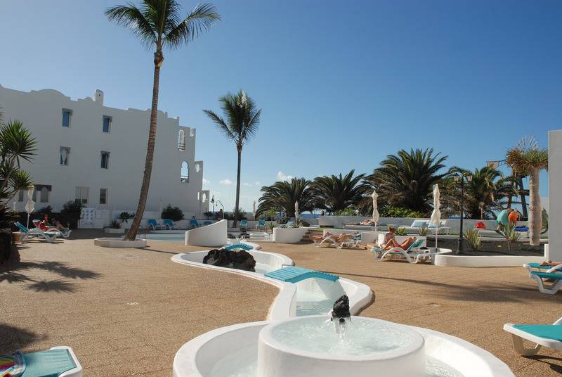 Neptuno Suites   Adults Only
