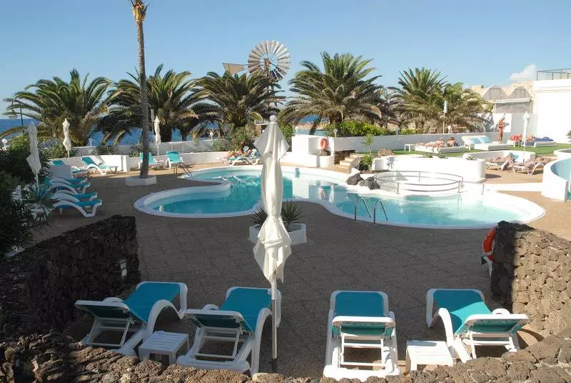 Neptuno Suites   Adults Only