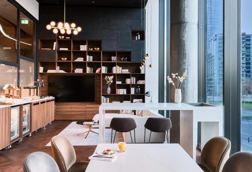 Crowne Plaza Warsaw The Hub, an IHG hotel