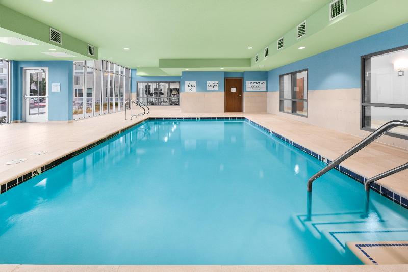 فندق Holiday Inn Express & Suites   Suisun City, An Ihg