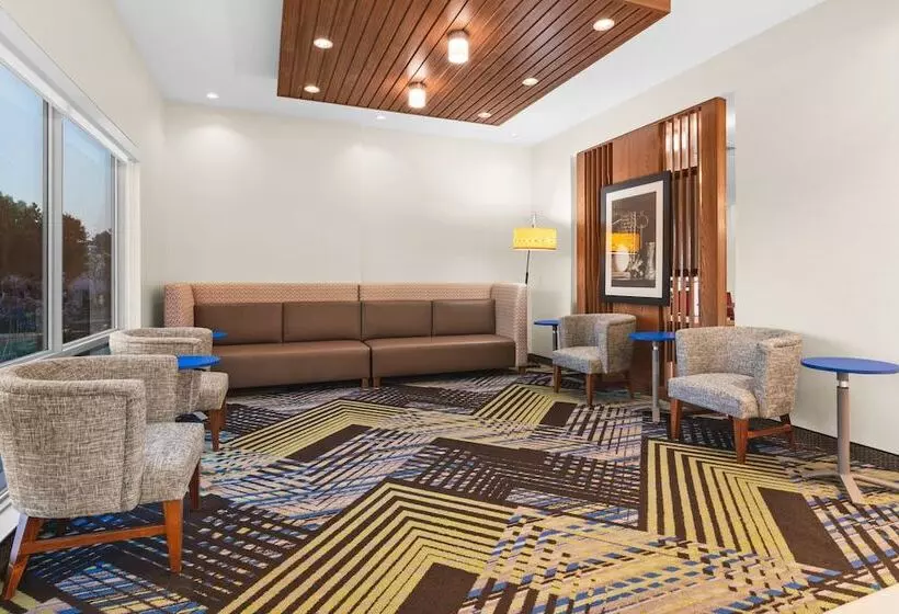 Hotelli Holiday Inn Express & Suites   Suisun City, An Ihg