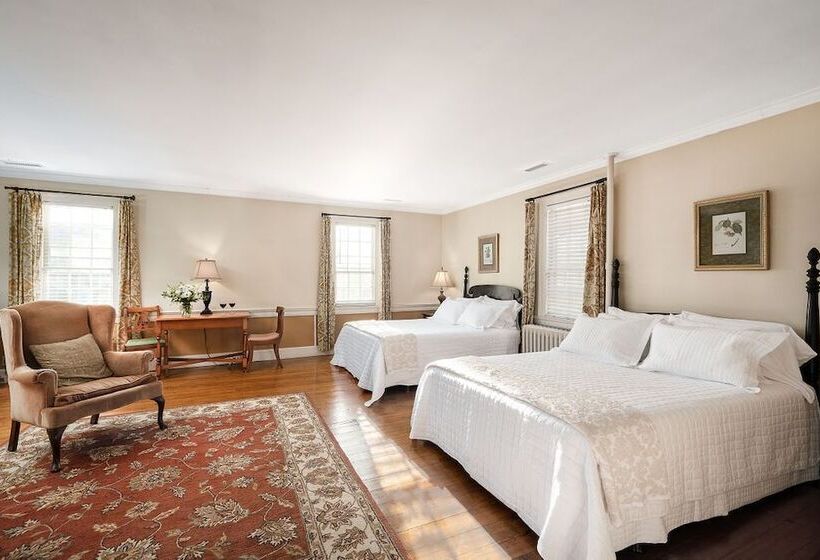 ベッドアンドブレックファースト Inn And Tavern At Meander