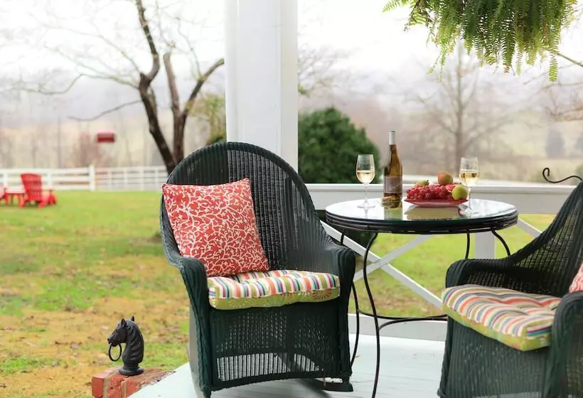 Aamiaismajoitus (B&B) Inn And Tavern At Meander