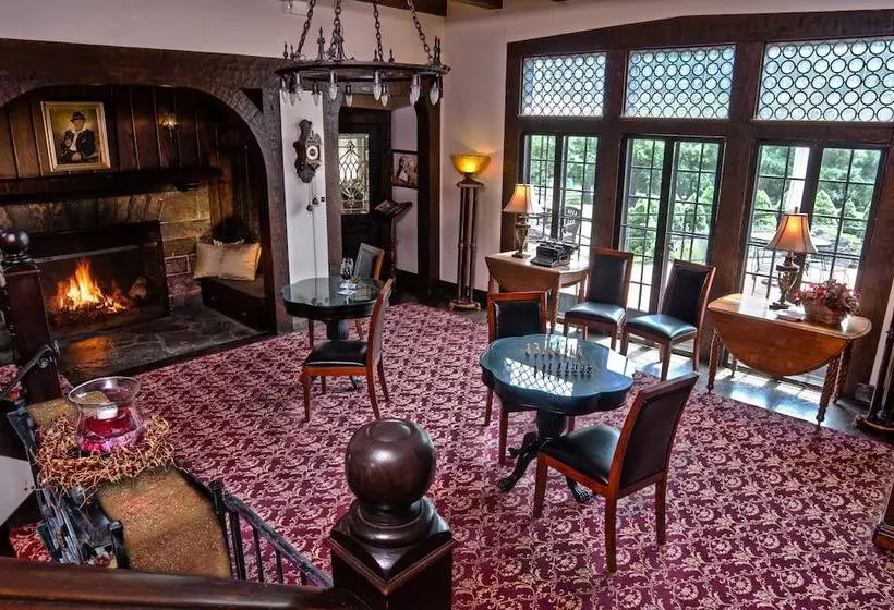 Bischwind Inn Bed And Breakfast