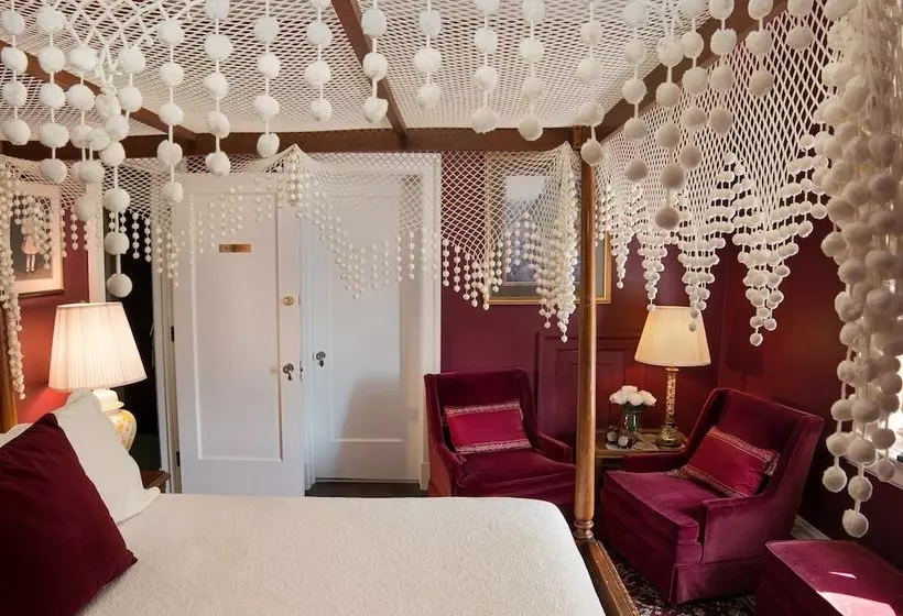 Bischwind Inn Bed And Breakfast