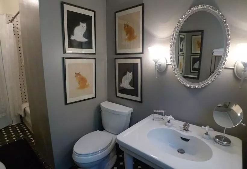 Bischwind Inn Bed And Breakfast