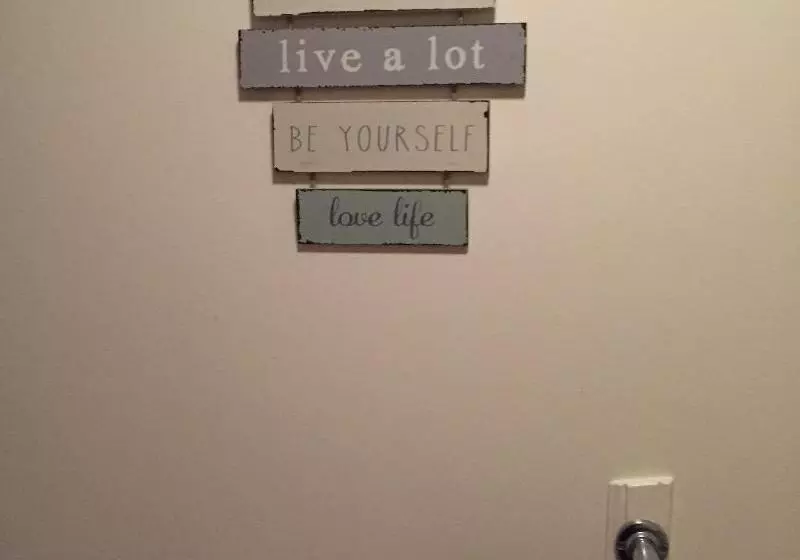 Hotelli 5 Varis Apartments