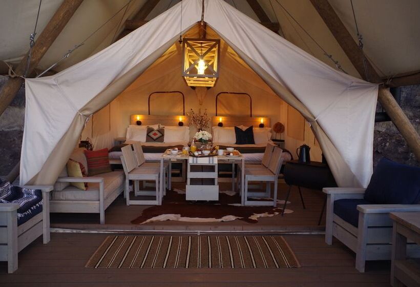 فندق Black Tree Resort