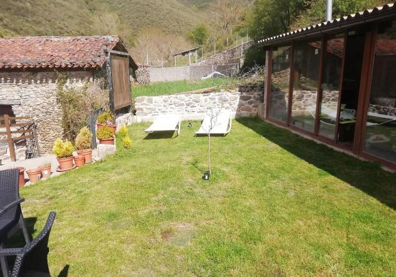 Отель El Rincón De Zaldierna