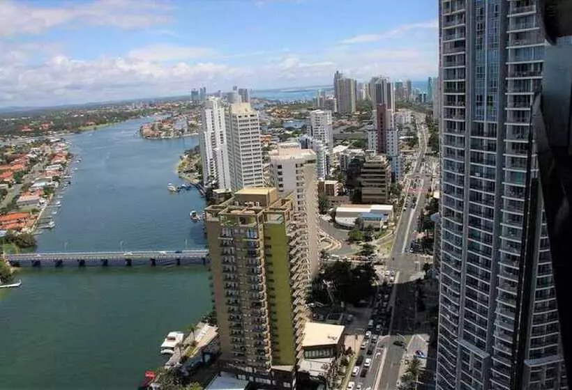 هتل Holiday Holiday Circle On Cavill Apartments
