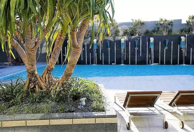 هتل Holiday Holiday Circle On Cavill Apartments
