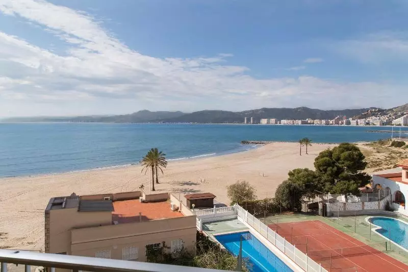 هتل Los Olivos Apartment