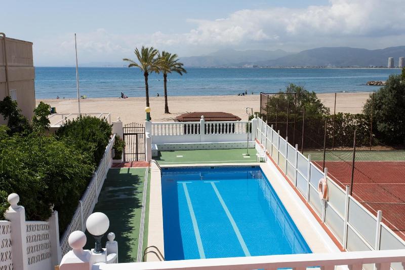 Hotel Los Olivos Apartment