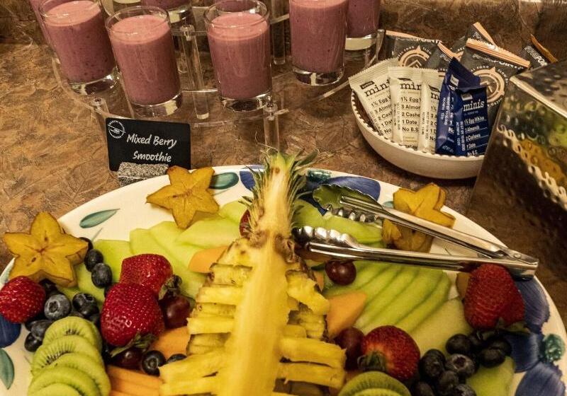 فندق Majestic Valley Wilderness Lodge