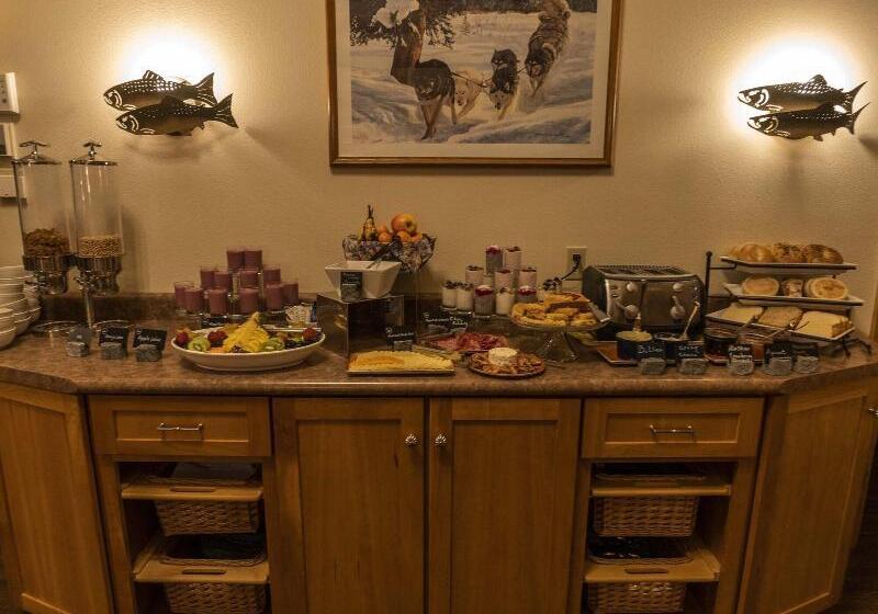 فندق Majestic Valley Wilderness Lodge